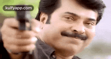 Gun.Gif GIF - Gun Malayalammmootty Annan Thambi GIFs