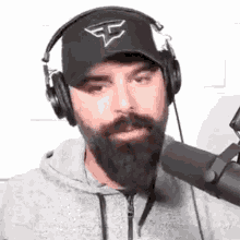 We Have A Very Serious Topic Daniel Keem GIF - We Have A Very Serious Topic Daniel Keem Keemstar GIFs