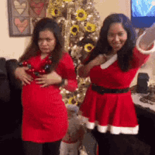 Merry Christmas Deaf Ladies GIF - Merry Christmas Deaf Ladies Flirting GIFs