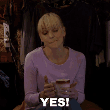 Yes Christy GIF - Yes Christy Anna Faris GIFs