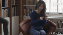 Here You Go Share GIF - Here You Go Share Yummy GIFs
