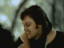 Queen Smiling GIF - Queen Smiling When You See Your Crush GIFs