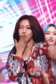 Loona Whynot GIF - Loona Whynot Choerry GIFs