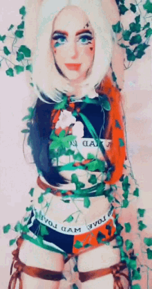 Roseiquartz Posion Ivy GIF - Roseiquartz Posion Ivy Harley Quinn GIFs