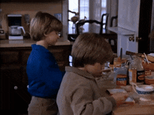Scarecrow And Mrs King Jamie GIF - Scarecrow And Mrs King Jamie Sack Lunch GIFs
