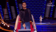 Carlos Rivera La Voz GIF - Carlos Rivera La Voz Button GIFs