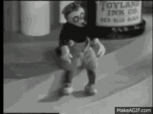 Mascot Happy GIF - Mascot Happy Mouse Clapping GIFs