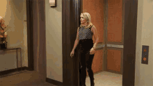 Elevator GIF - Young And Hungry Afraid Elevator GIFs
