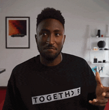 Finger Snap Marques Brownlee GIF - Finger Snap Marques Brownlee Snap Your Fingers GIFs