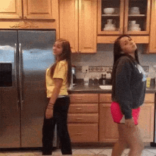 Happy Mothers Day Superstar GIF - Happy Mothers Day Superstar Dancing Mom GIFs
