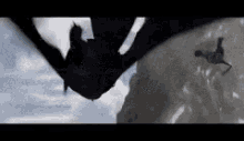 Toothless Fall GIF - Toothless Fall Hiccup GIFs