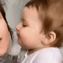 illus cute baby mom kiss