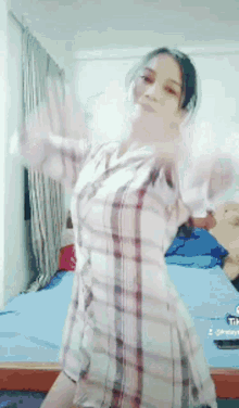 Happy Dance Nhimz Moves GIF - Happy Dance Nhimz Moves Dance Moves GIFs