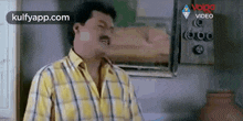 When I Check My Friends Water Bottle.Gif GIF - When I Check My Friends Water Bottle Trending Sunil GIFs