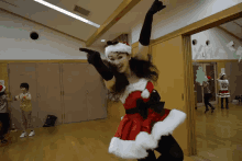 クリスマス　サンタ　コスプレ　サンタコス　コスチューム GIF - Christmas Japanese Point GIFs
