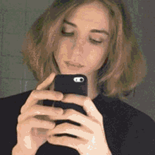 Wave Check Selfie GIF - Wave Check Selfie Scary Squidward GIFs