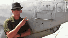Pilot Peace Out GIF - Pilot Peace Out Helicopter GIFs