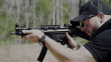 Mp5 Reload GIF - Mp5 Reload Emergency GIFs