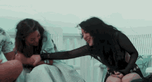 Sisters Girlfriends GIF - Sisters Girlfriends Laughing GIFs