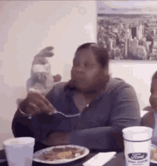 Look How She Ate That Mom GIF - Look How She Ate That Mom Dancing GIFs