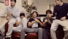 One Direction Louis Tomlinson GIF - One Direction Louis Tomlinson Niall Horan GIFs