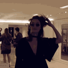 Bella Hadid Dance GIF - Bella Hadid Dance GIFs