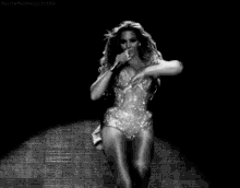Beyonce Cheguei Desfilando Glamour GIF