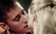 passionate kiss will scarlet once upon a time michael socha