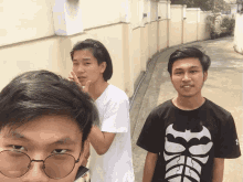 Haha Selfie GIF - Haha Selfie Friends GIFs