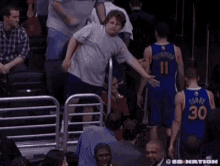 High Five Rejected GIF - High Five Rejected Fan GIFs