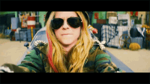 Avril Lavigne Avril GIF - Avril Lavigne Avril Rock N Roll GIFs