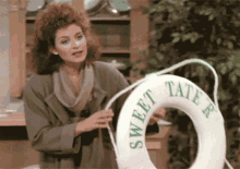 Sweet Tater Mary Jo Shively GIF - Sweet Tater Mary Jo Shively Annie Potts GIFs