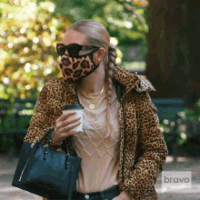 Wave Leah Mcsweeney GIF - Wave Leah Mcsweeney Real Housewives Of New York GIFs
