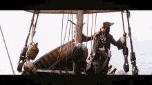 Jack Sparrow Pirates Of The Caribbean GIF - Jack Sparrow Pirates Of The Caribbean Curse Of The Black Pearl GIFs