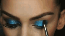 True Blue Dramatic Eyes By The Beauty Bybel GIF - Eyemakeup GIFs