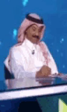 Saudia Arabicsinger GIF
