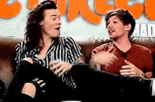 Harry Styles One Direction GIF - Harry Styles One Direction Giggle GIFs