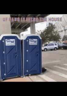 Florida Gators College Football GIF - Florida Gators College Football Uf Fans Leaving The House GIFs
