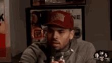 Chris Brown Explaining GIF - Chris Brown Explaining GIFs
