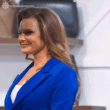Look At These Bags Michele Romanow GIF - Look At These Bags Michele Romanow Dragons Den GIFs
