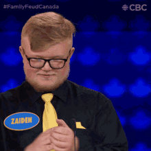 Clapping Hands Zaiden GIF - Clapping Hands Zaiden Family Feud Canada GIFs