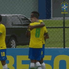 Abracando Cbf GIF - Abracando Cbf Confederacao Brasileira De Futebol GIFs