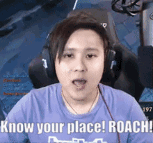 Know Your Place Roach Roach GIF - Know Your Place Roach Roach Accept Your Position GIFs