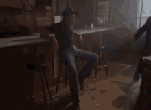 Tremors Surprised GIF - Tremors Surprised Cute GIFs