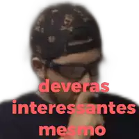 a man wearing sunglasses and a hat with the words " deveras interessantes mesmo " on the bottom