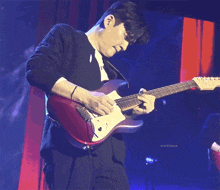 Guitarist Yada GIF - Guitarist Yada Jeon Inhyuk GIFs