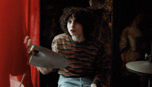 The Turning 2020 Finn Wolfhard Character GIF - The Turning 2020 Finn Wolfhard Character Finn Wolfhard GIFs
