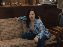 What The Flying Fuck Is Going On Emily Hampshire GIF - What The Flying Fuck Is Going On Emily Hampshire Stevie GIFs