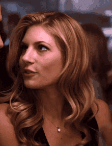 Katheryn Winnick Love And Other Drugs GIF - Katheryn Winnick Love And Other Drugs Blonde GIFs