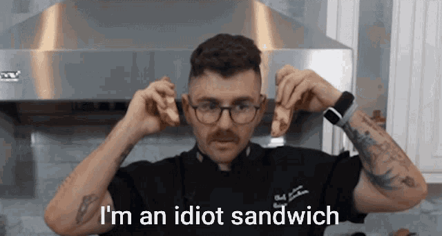 Julien Solomita Aries Kitchen GIF - Julien Solomita Aries Kitchen Idiot Sandwich GIFs